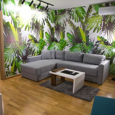 House Of Mac Apartments Ni エクステリア 写真